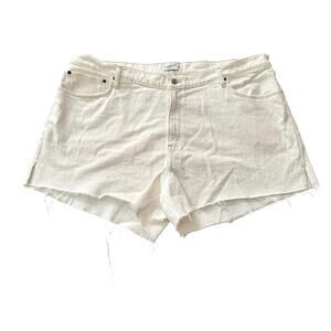 Abercrombie & Fitch 4” Mom Short High Rise Curve Love White Denim Shorts 36/22
